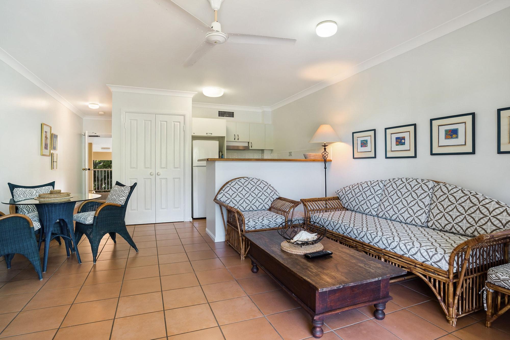 The York Beachfront Holiday Apartments Yorkeys Knob Εξωτερικό φωτογραφία
