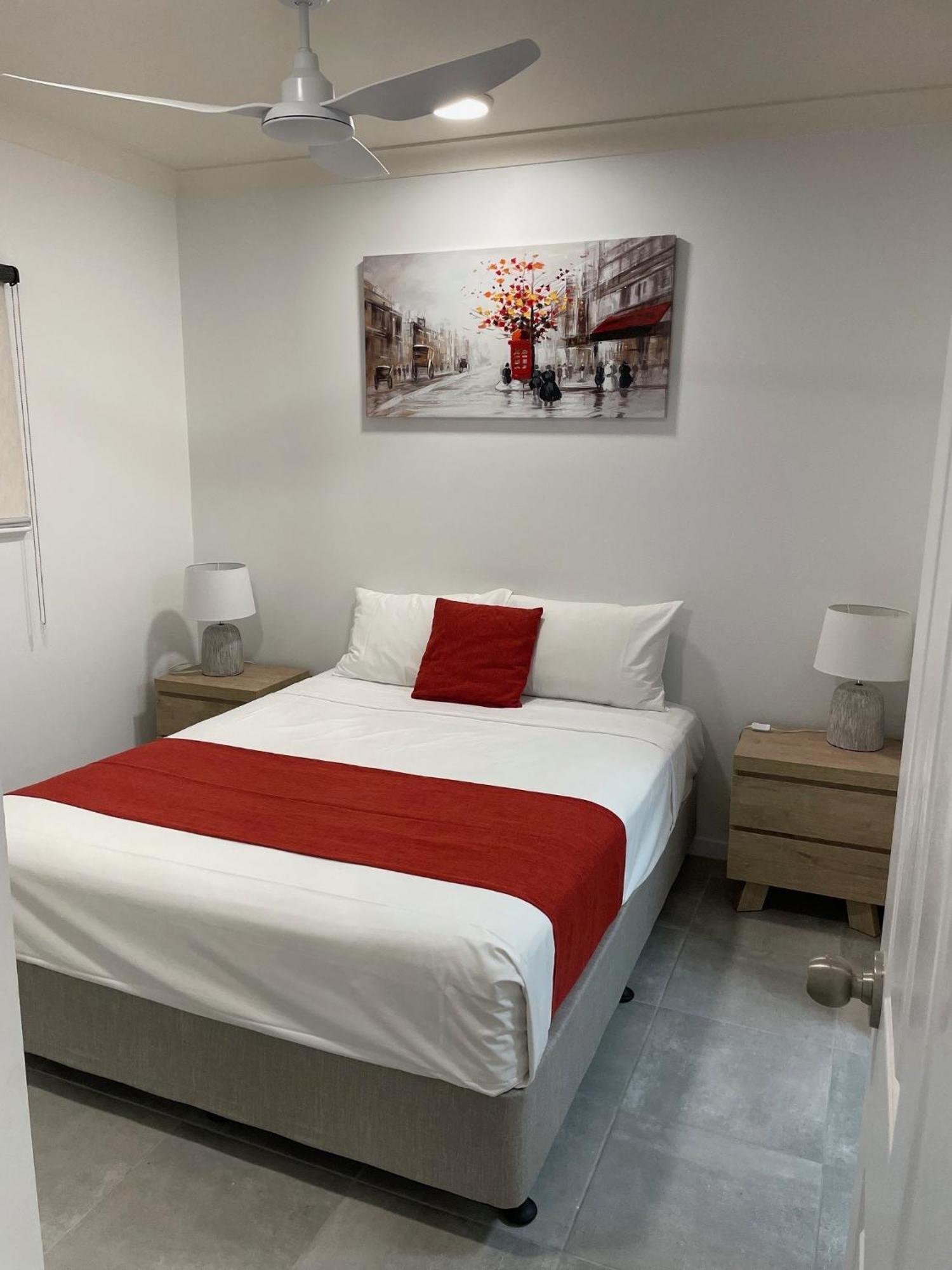 The York Beachfront Holiday Apartments Yorkeys Knob Εξωτερικό φωτογραφία
