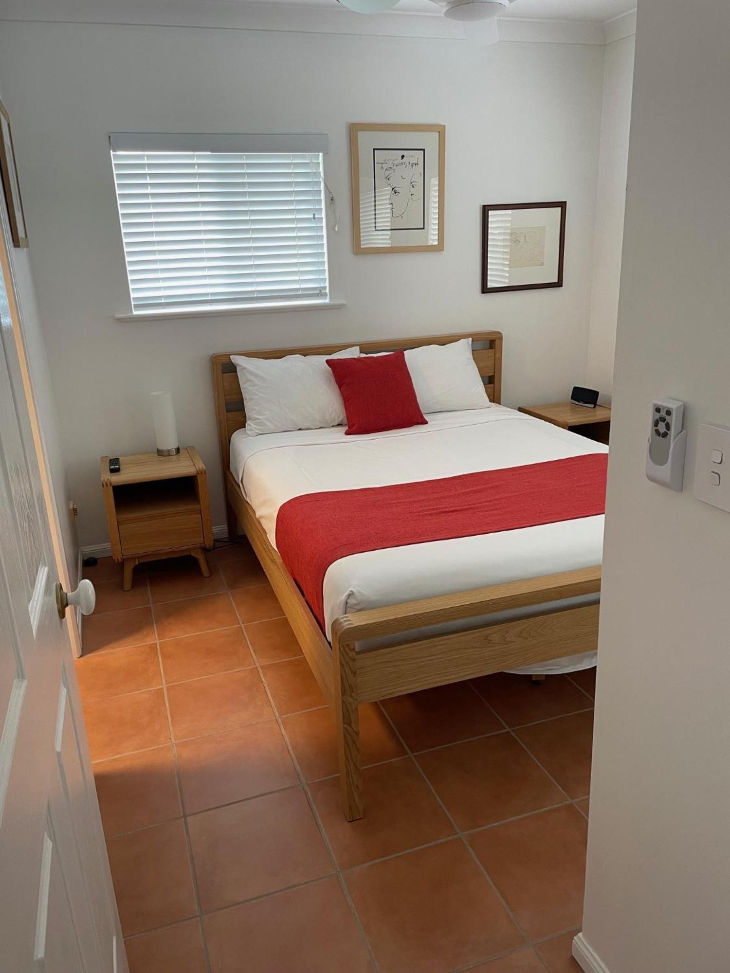 The York Beachfront Holiday Apartments Yorkeys Knob Εξωτερικό φωτογραφία