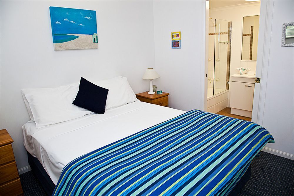 The York Beachfront Holiday Apartments Yorkeys Knob Εξωτερικό φωτογραφία